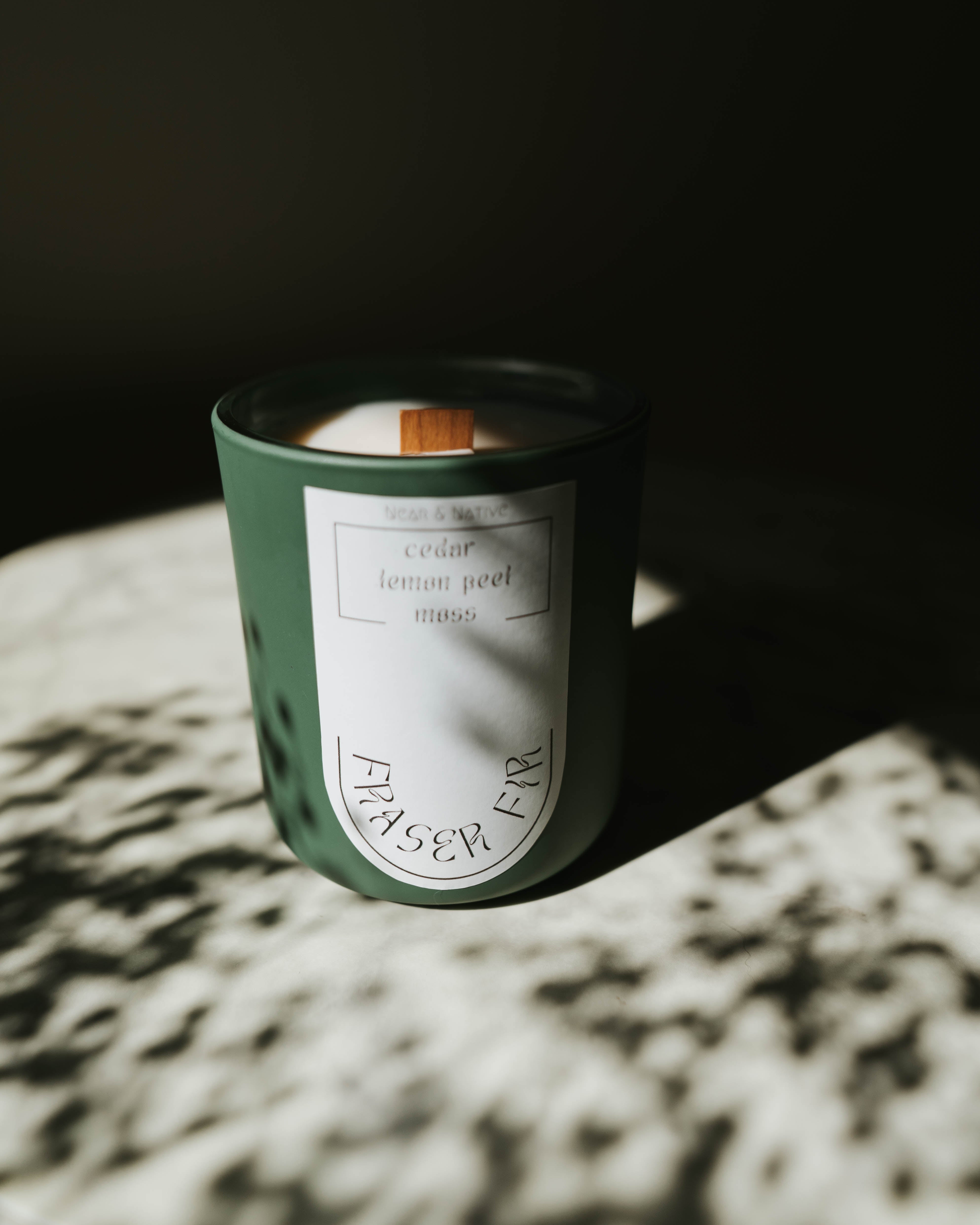 Fraser Fir 13 oz Wooden Wick Candle